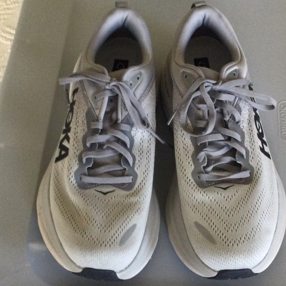 Hoka Bondi 8 Gym Shoe Gray Men’s Size 10.5D Running Walking Sneaker NO BOX